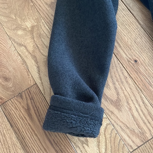 North Face Women’s fleece jacket - lightly worn - Picture 5 of 5